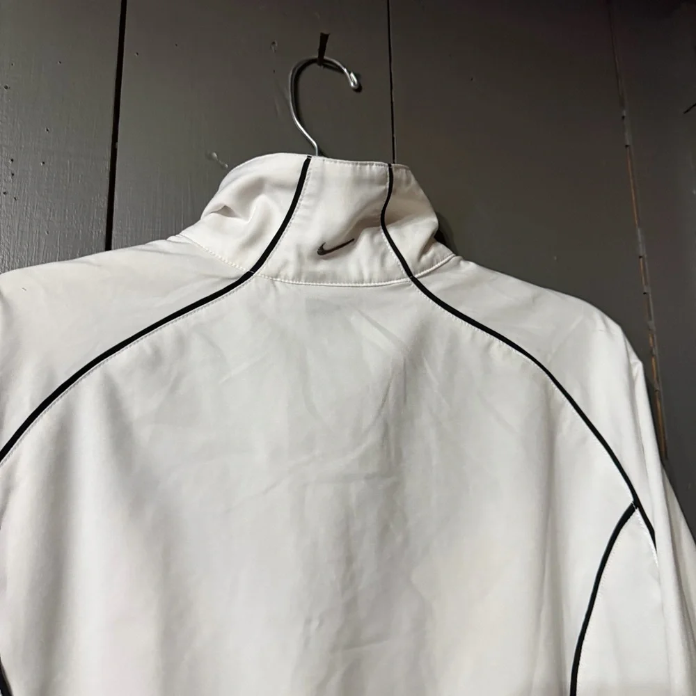 Nike Air Windbreaker Full Zip Jacket White Black Women’s Large - Picture 12 of 14